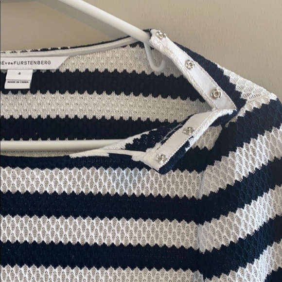 Diane Von Furstenberg Giselle Striped Top Size 4 - Picture 5 of 7